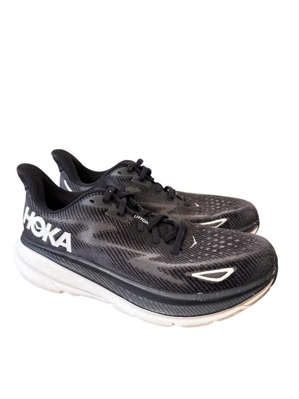 Hoka One One Clifton IX Black Women size 9 B